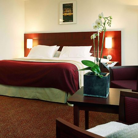 Mercure Hotel Brussels Airport Diegem Bagian luar foto