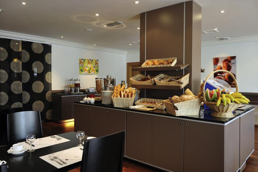 Mercure Hotel Brussels Airport Diegem Bagian luar foto